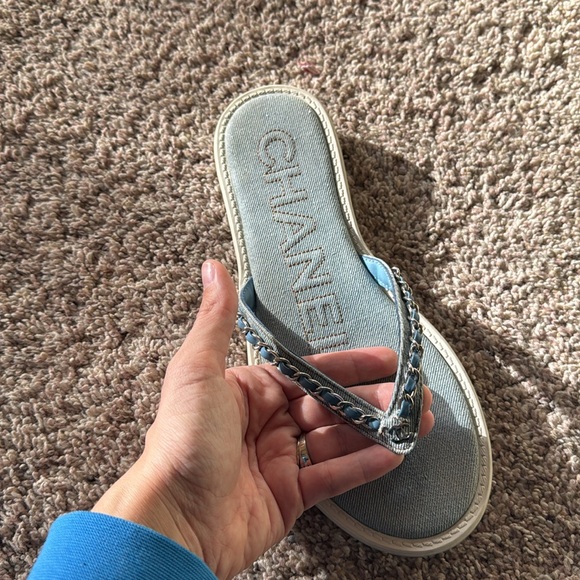 CHANEL denim chain flip flops size 40 - Picture 5 of 14